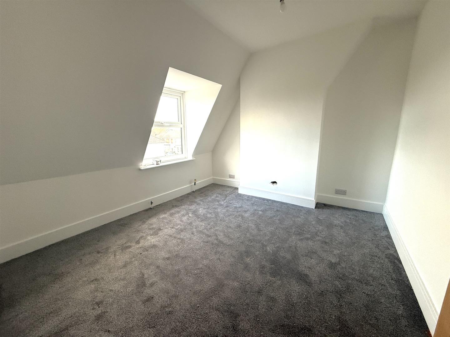 3 Bedroom Maisonette. Seaside in Eastbourne,  7